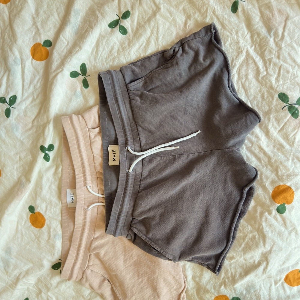 MATE the Label shorts in Charcoal